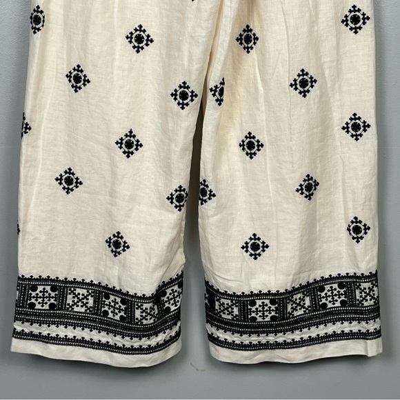 Magaschoni ivory & black linen embroidered wide leg lined pants, small. - Picture 6 of 10
